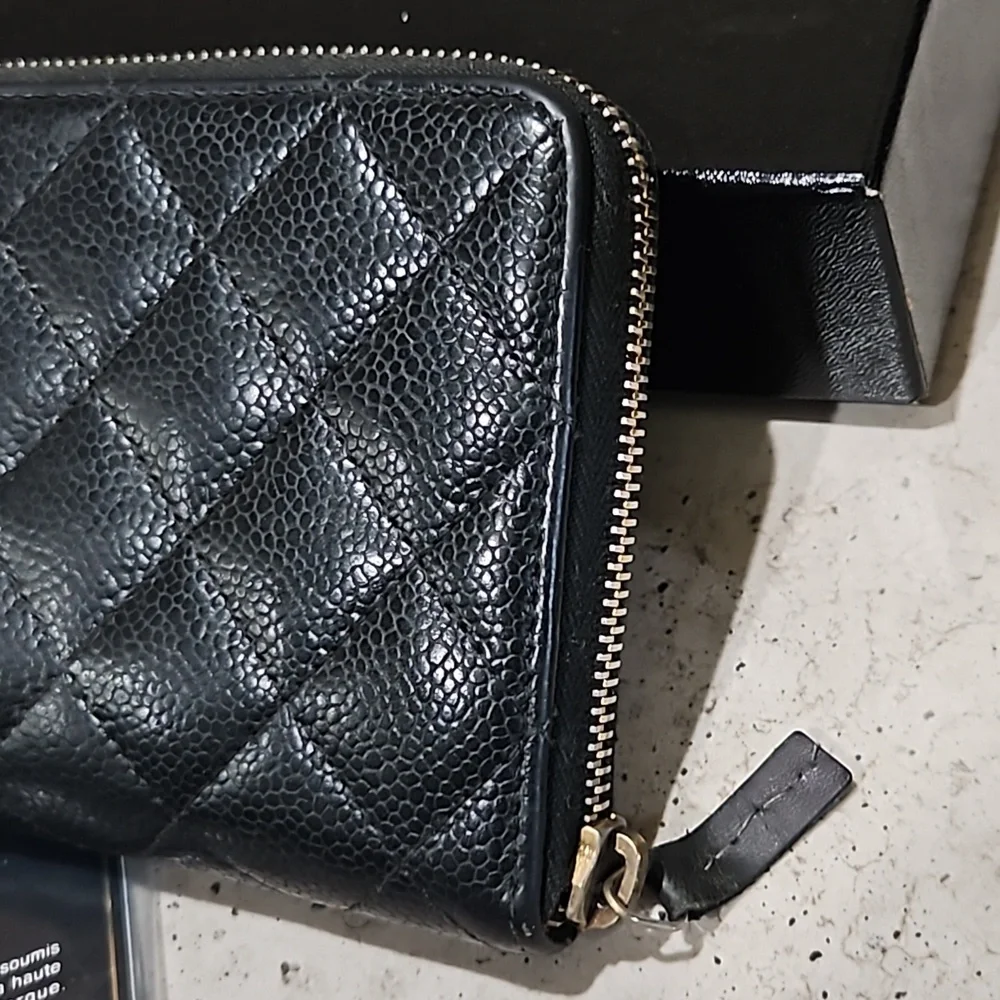 Chanel Caviar Black Zip Wallet - Picture 6 of 10